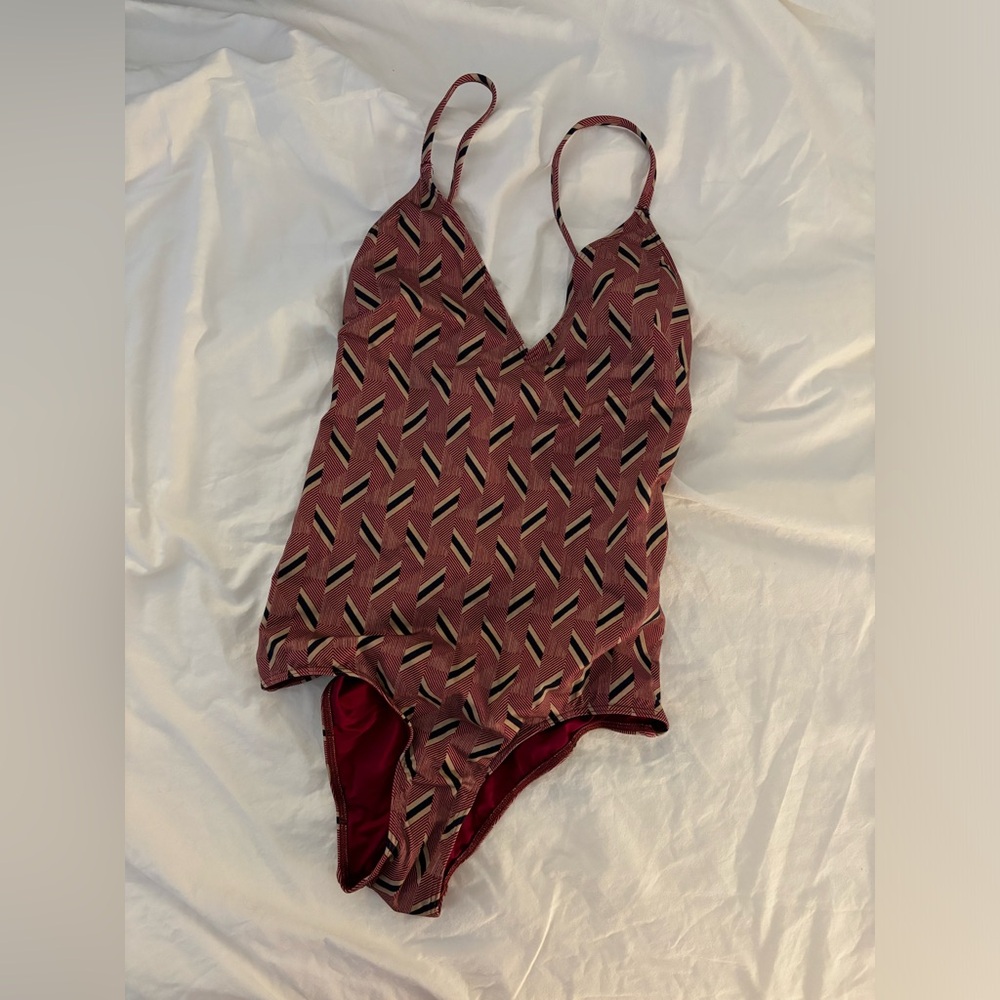 Brand new Sezane x Yse swimsuit - US 4